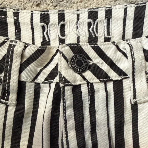 Rock & Roll Cowgirl Black and White Striped Jeans - Picture 1 of 6